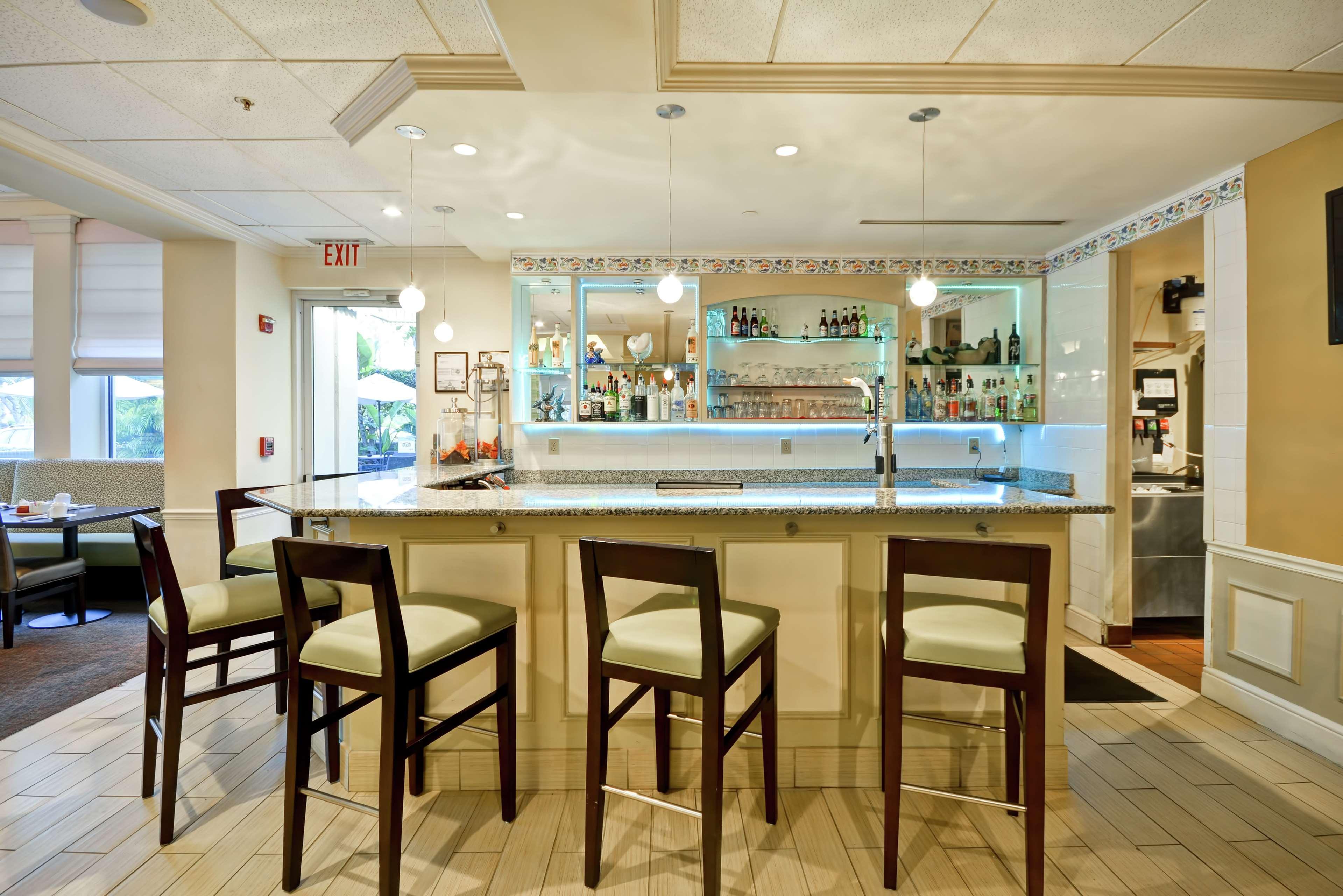 Hilton Garden Inn Fort Myers Exterior foto
