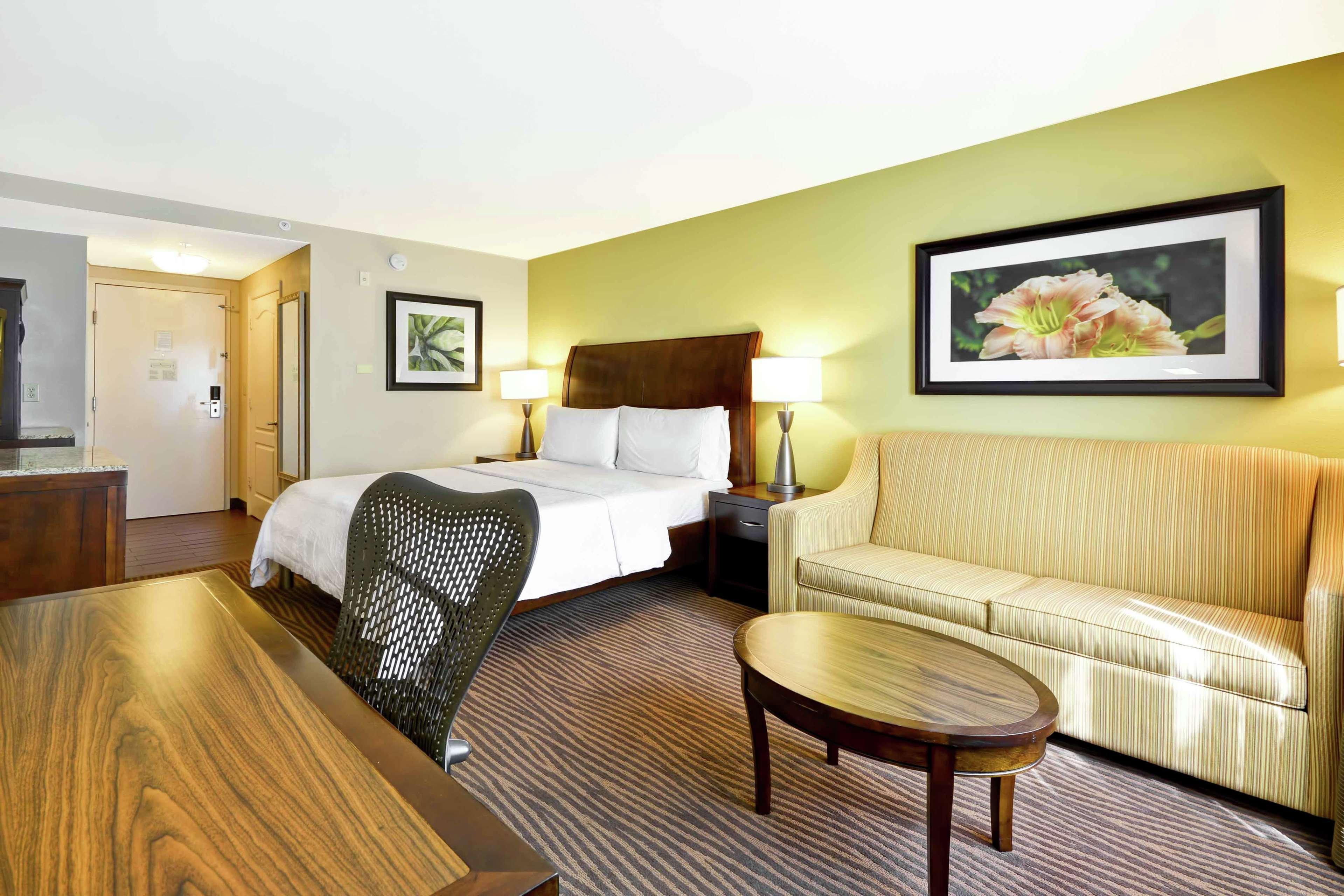 Hilton Garden Inn Fort Myers Exterior foto
