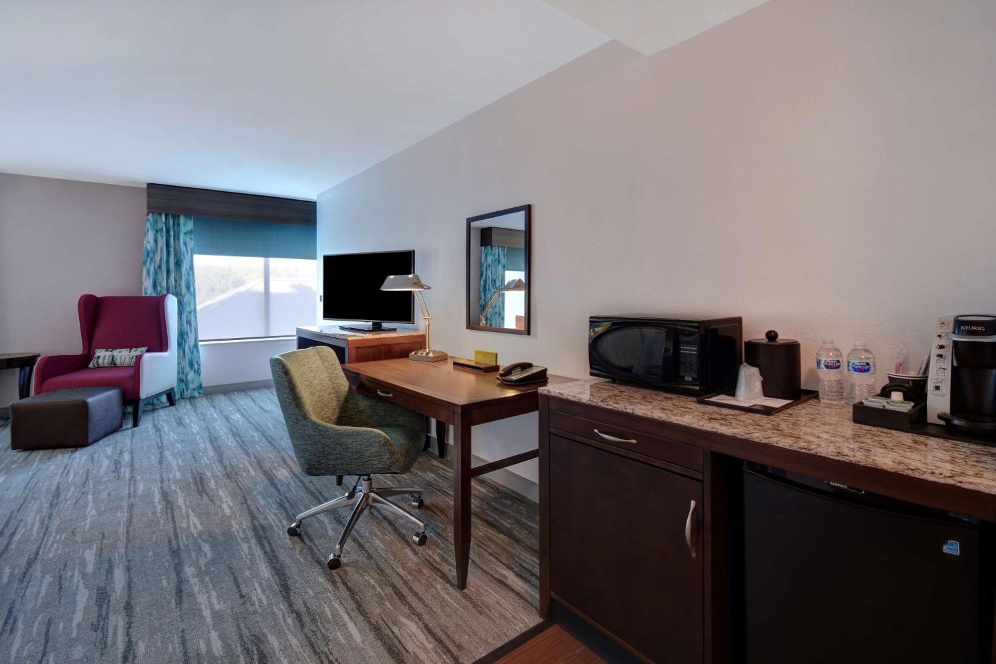 Hilton Garden Inn Fort Myers Exterior foto