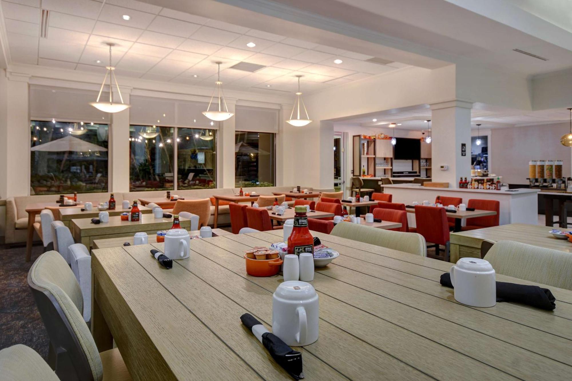 Hilton Garden Inn Fort Myers Exterior foto